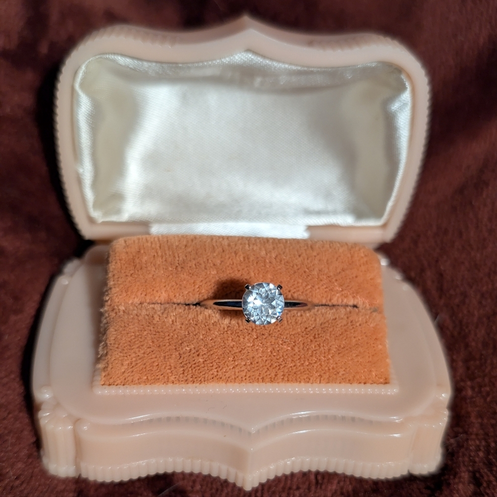 Solitaire Travel Ring    Various Sizes
